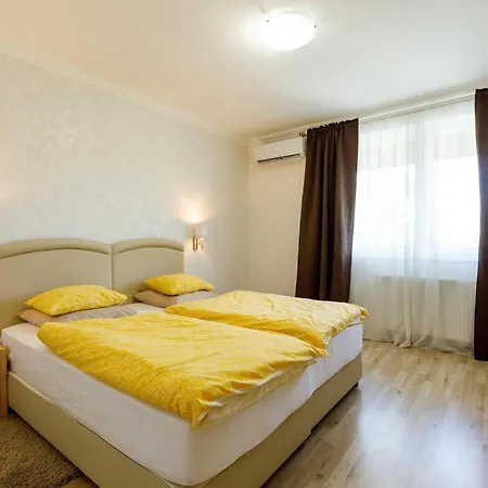 Andi Apartman