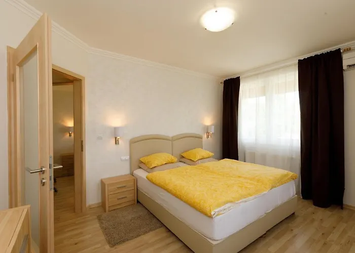 Andi Apartment